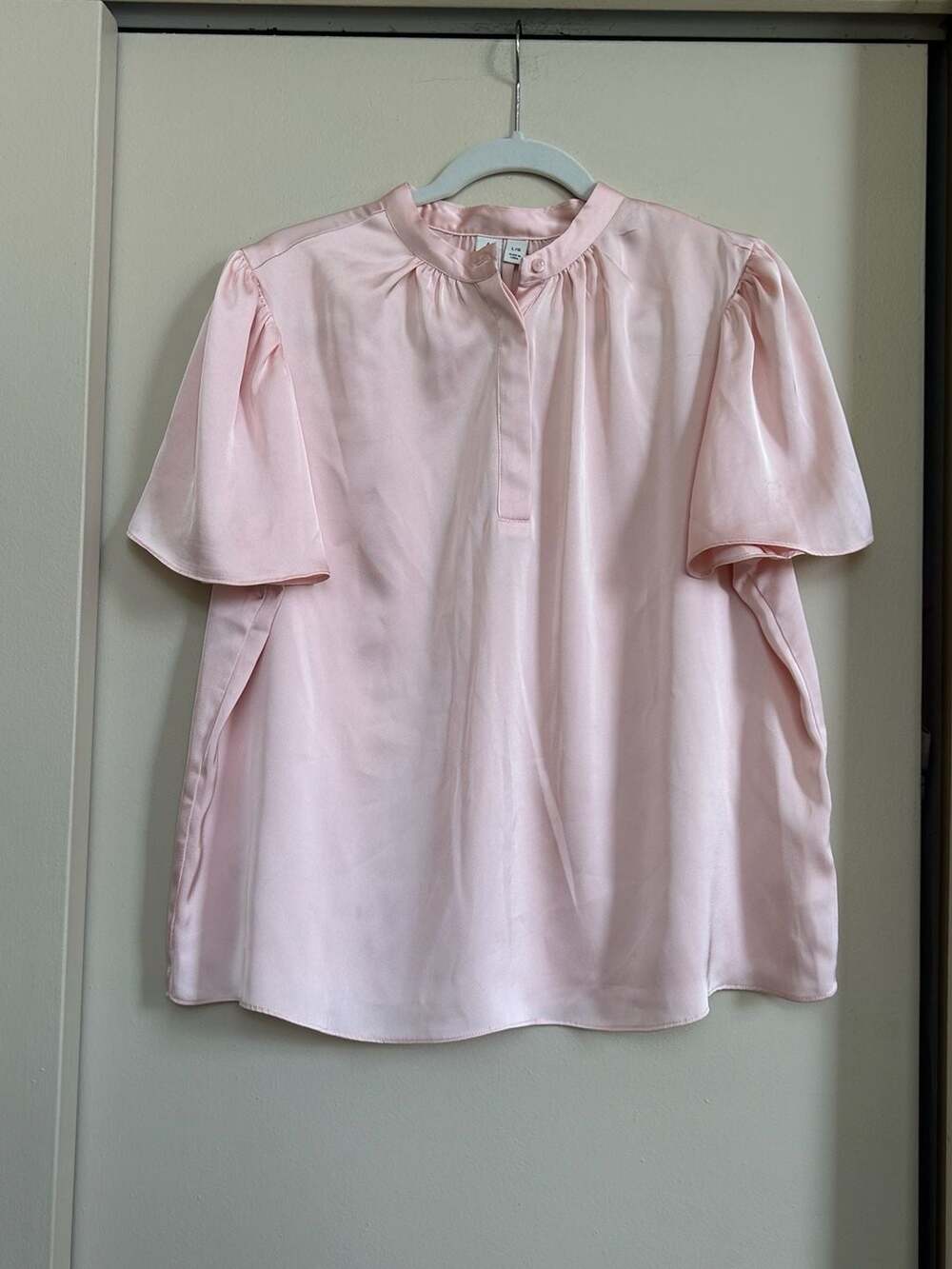 Joie Pink Satin-like Short Sleeve Blouse Top L